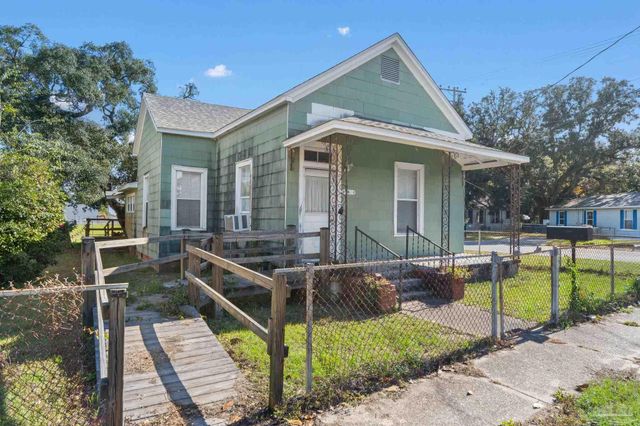 796 S E St, Pensacola, FL 32502