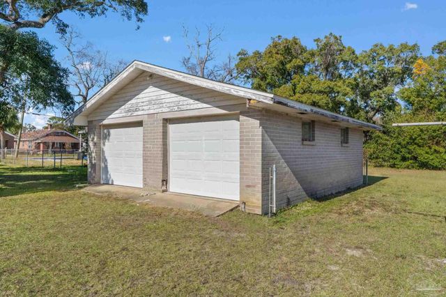 796 S E St, Pensacola, FL 32502