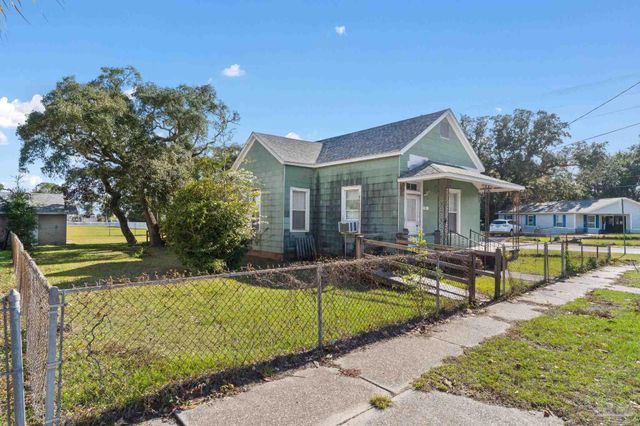 796 S E St, Pensacola, FL 32502