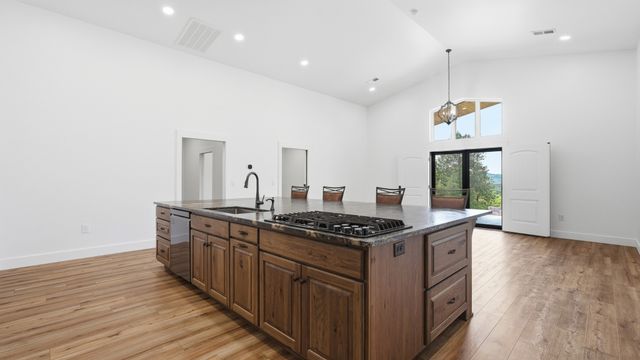 2699 Brooks Bend Ln, Gainesboro, TN 38562