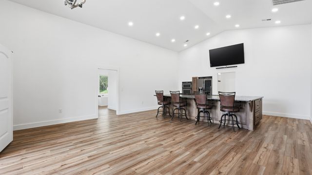 2699 Brooks Bend Ln, Gainesboro, TN 38562