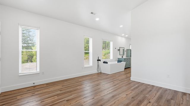 2699 Brooks Bend Ln, Gainesboro, TN 38562