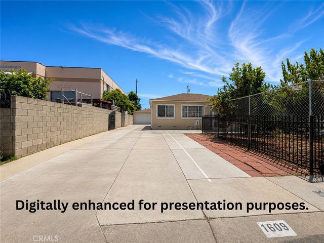 1609 N Parsons Pl, Santa Ana, CA 92703