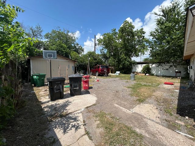 7611 Buena Vista Street, Houston, TX 77087