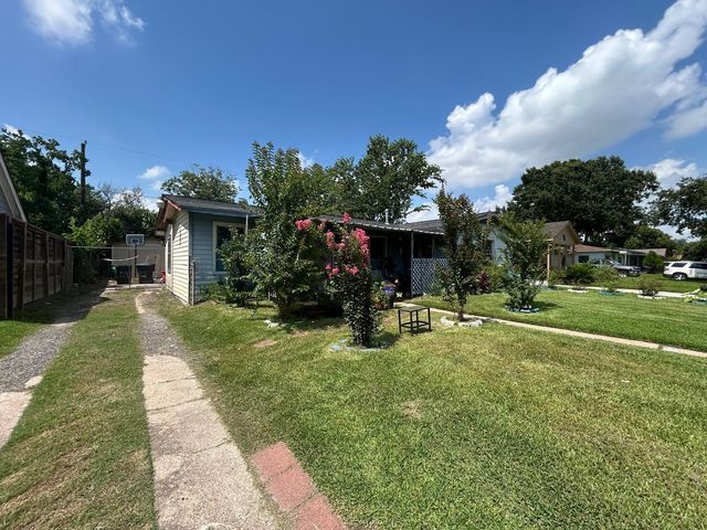7611 Buena Vista Street, Houston, TX 77087