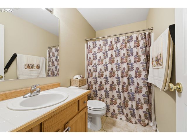 3223 Sw 179TH Ter, Beaverton, OR 97003