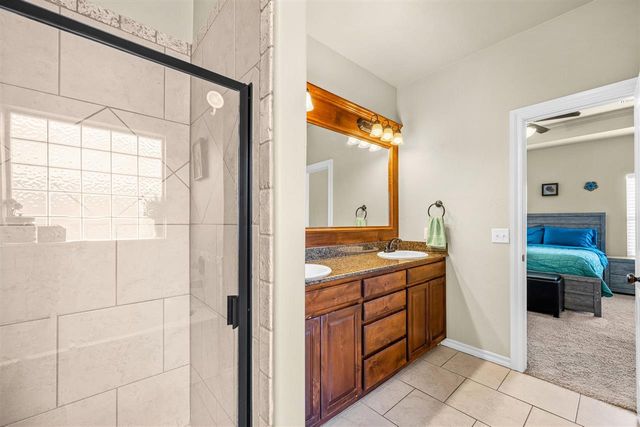 11 NE Summerwood Dr, Elgin, OK 73538
