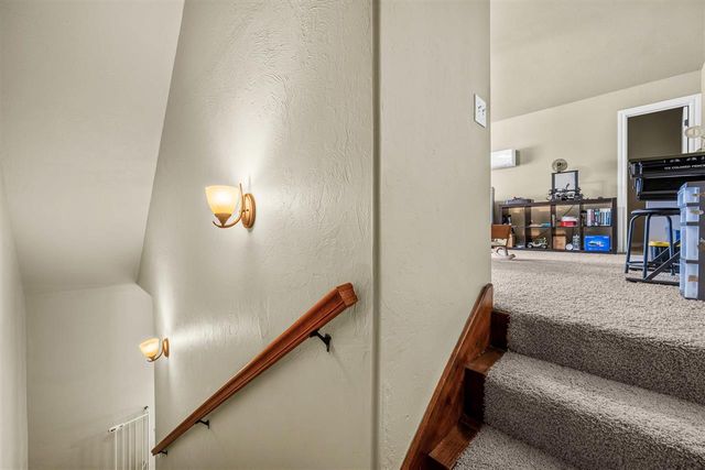 11 NE Summerwood Dr, Elgin, OK 73538