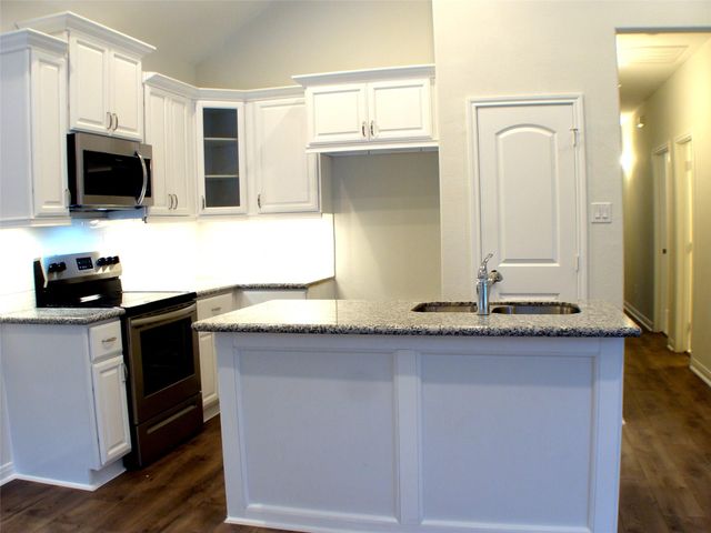 16725 Stonefield, Montgomery, TX 77316