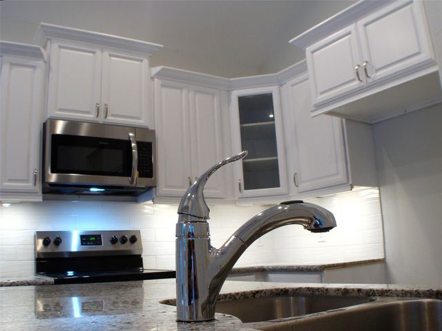 16725 Stonefield, Montgomery, TX 77316