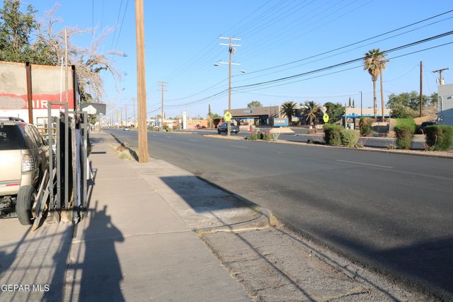 5723 Alameda Avenue, A, El Paso, TX 79905