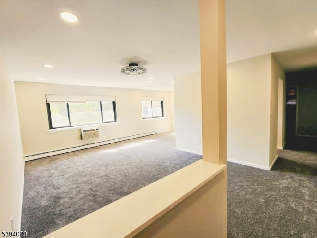 401 Highway22 52G G, North Plainfield Boro, NJ 07060