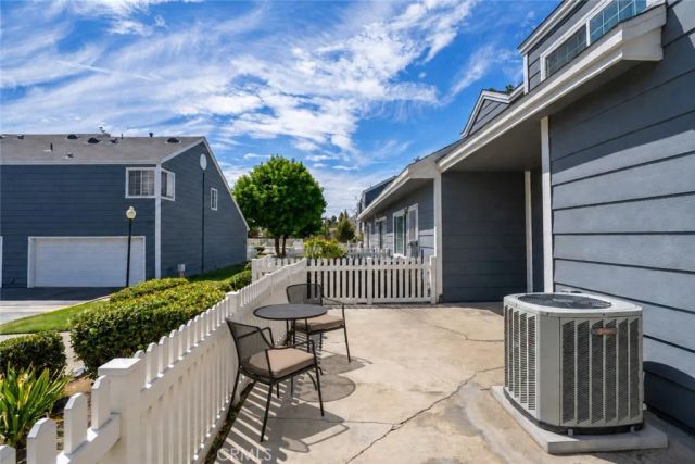 2233 S Fern, Ontario, CA 91762