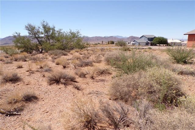 9464 N Concho Drive, Kingman, AZ 86401