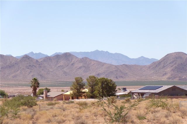 9464 N Concho Drive, Kingman, AZ 86401