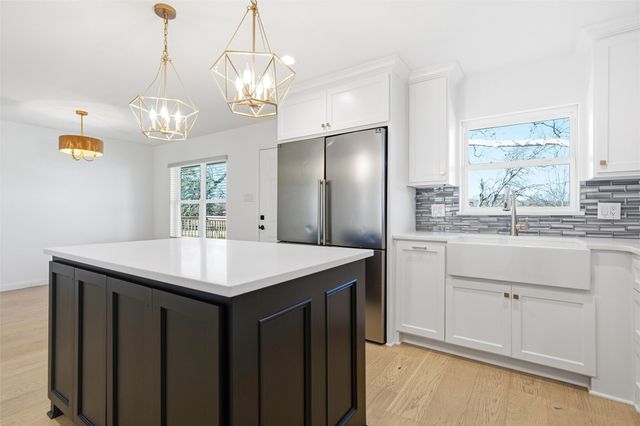 301 Tinsley W, Robinson, TX 76706