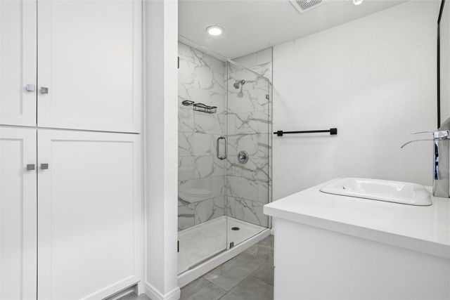 301 Tinsley W, Robinson, TX 76706