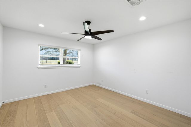 301 Tinsley W, Robinson, TX 76706