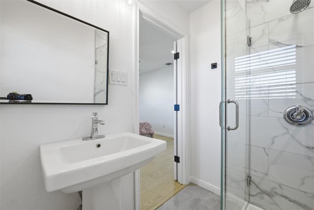 301 Tinsley W, Robinson, TX 76706