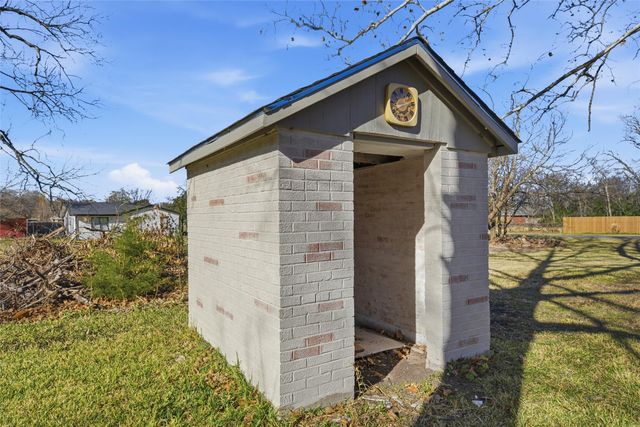 301 Tinsley W, Robinson, TX 76706