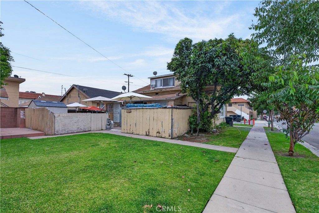 Image 11 of property listing at 12003 Walnut Street, Norwalk, CA 90650