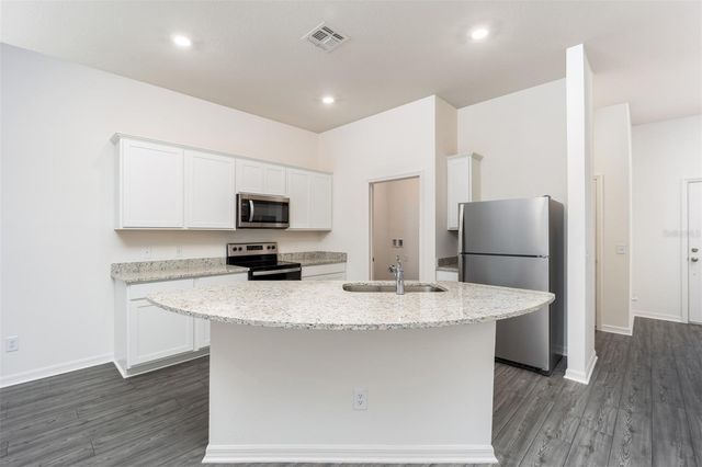 697 POPPY LANE, Dundee, FL 33838