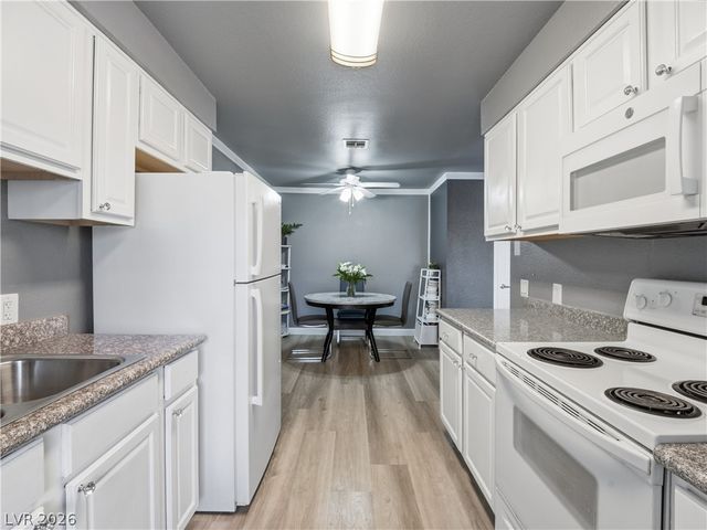 2606 South Durango Drive 258, Las Vegas, NV 89117