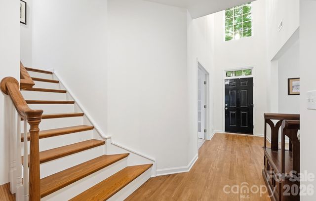 2100 Pineapple Court, Matthews, NC 28105