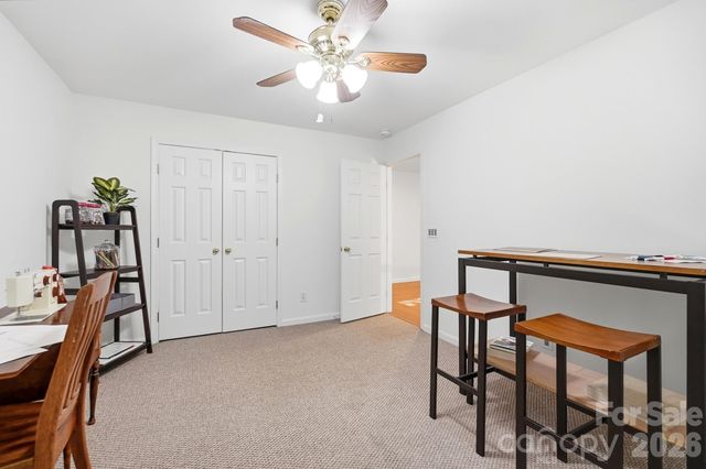 2100 Pineapple Court, Matthews, NC 28105
