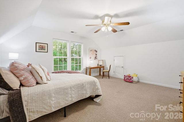 2100 Pineapple Court, Matthews, NC 28105