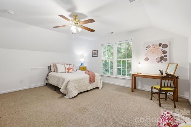 2100 Pineapple Court, Matthews, NC 28105