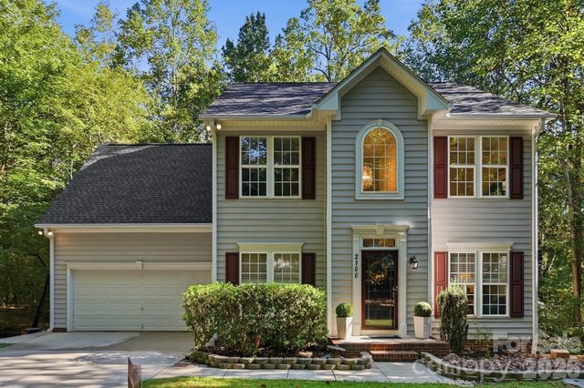 2100 Pineapple Court, Matthews, NC 28105