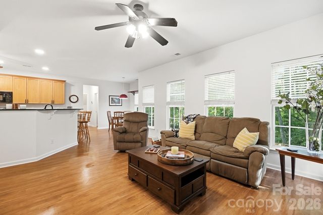 2100 Pineapple Court, Matthews, NC 28105