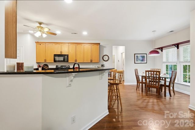 2100 Pineapple Court, Matthews, NC 28105