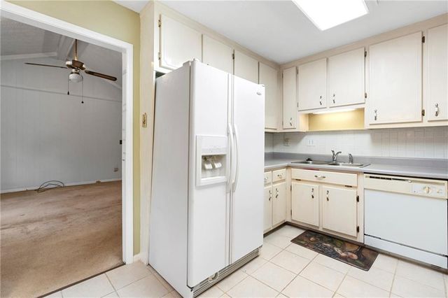 545 Longleaf Drive, Roswell, GA 30075