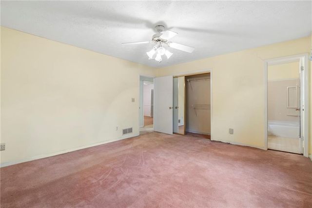 545 Longleaf Drive, Roswell, GA 30075