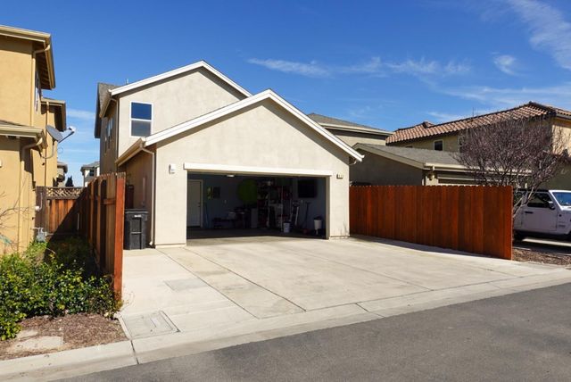 639 Heirloom Place, King City, CA 93930