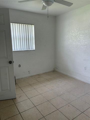 465 AUSTIN STREET, Lake Wales, FL 33853
