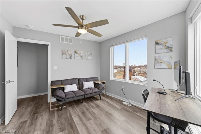 402 Jefferson Avenue, Cleveland, OH 44113