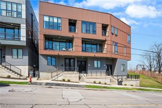 402 Jefferson Avenue, Cleveland, OH 44113