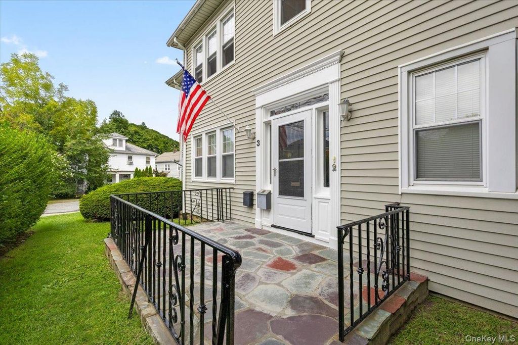 3 Merritt Avenue 2, Eastchester, NY 10709