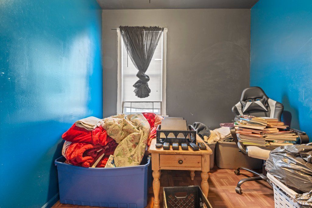 Image 12 of property listing at 4827 S Throop Street, Chicago, IL 60609