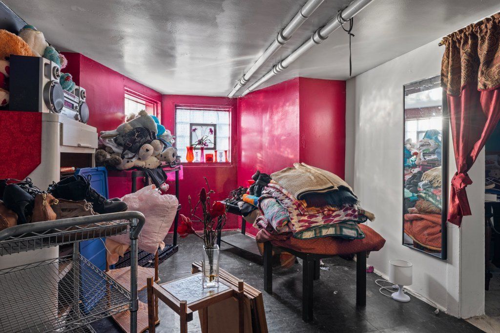 Image 27 of property listing at 4827 S Throop Street, Chicago, IL 60609
