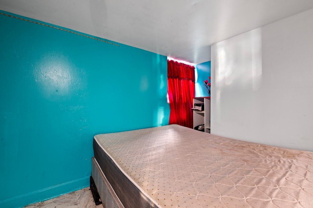 Image 28 of property listing at 4827 S Throop Street, Chicago, IL 60609