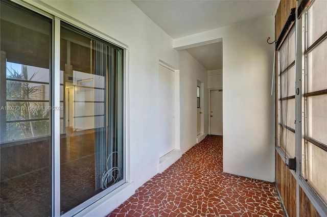 2441 SW 82nd Avenue 205, Davie, FL 33324