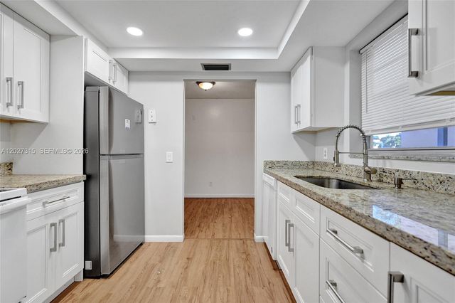 2441 SW 82nd Avenue 205, Davie, FL 33324