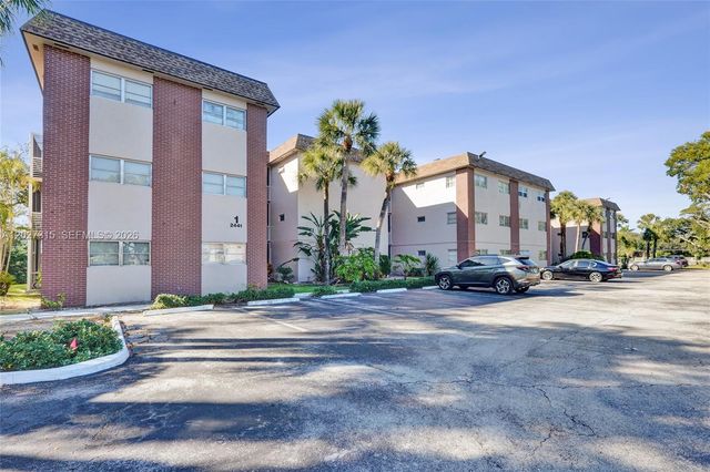 2441 SW 82nd Avenue 205, Davie, FL 33324