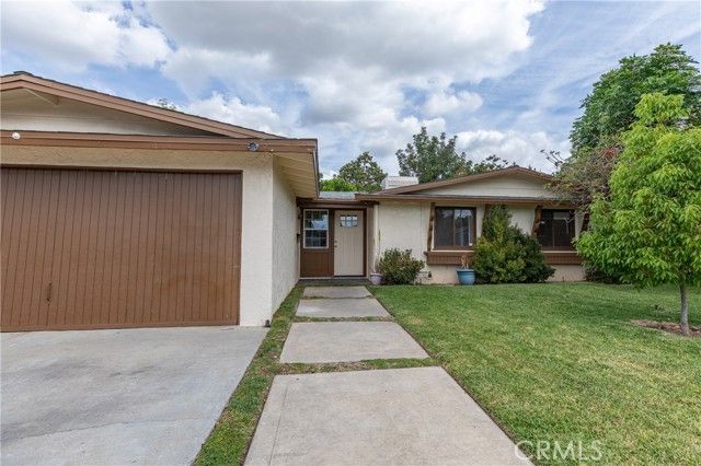 2027 W Arbor Way, Orange, CA 92868