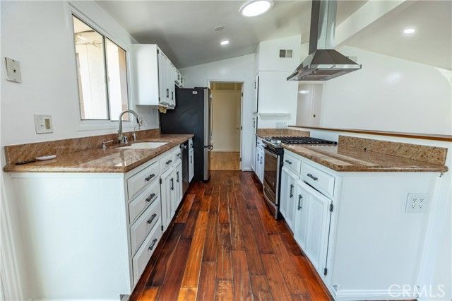 2027 W Arbor Way, Orange, CA 92868