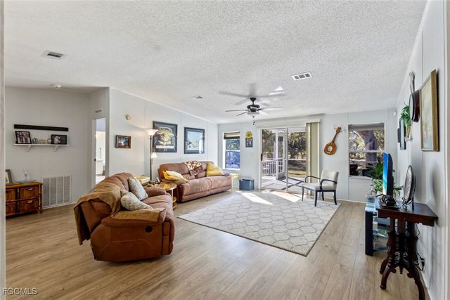 29414 Pine Villa CIR, Punta Gorda, FL 33982